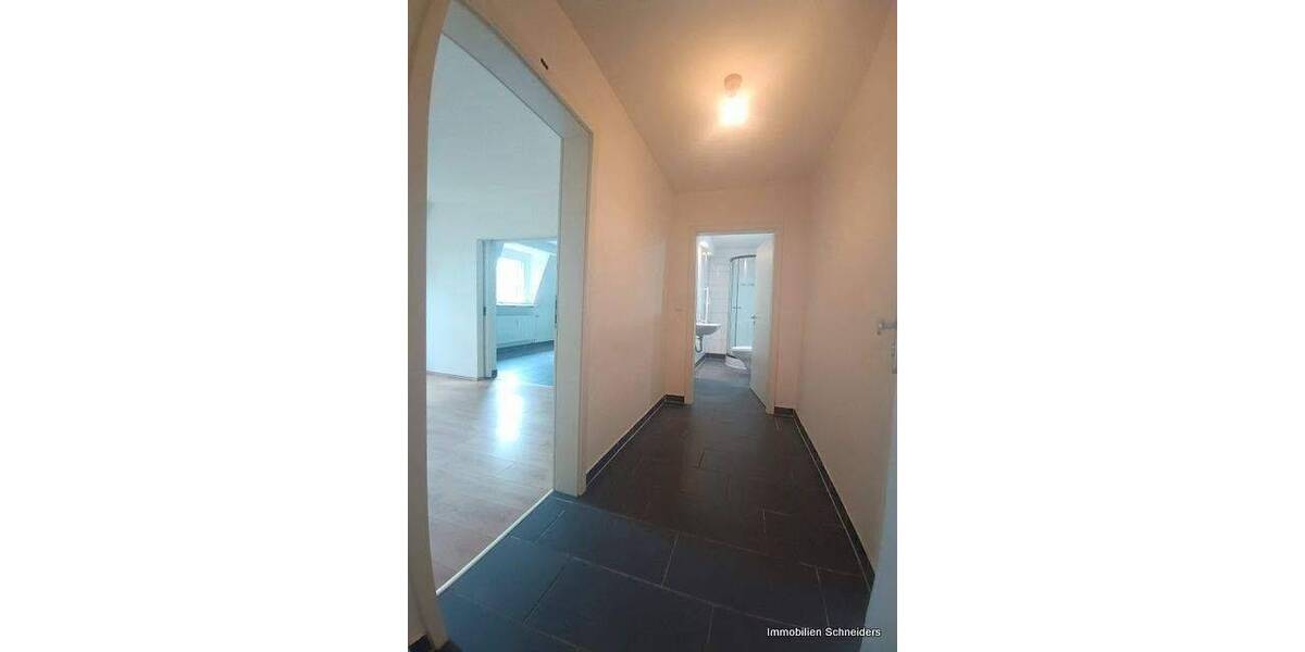 Etagenwohnung Duisburg Obermarxloh - 2 Zimmer, 50 m&sup2;, 400&euro; | Angebot:26909175