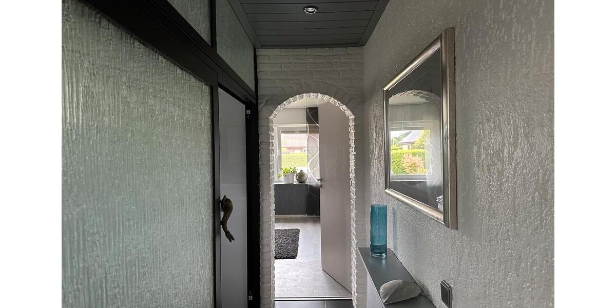 Leben auf einer Ebene-Bungalow mit Garage, Pool & Wohlfühlgarten 2 zimmer