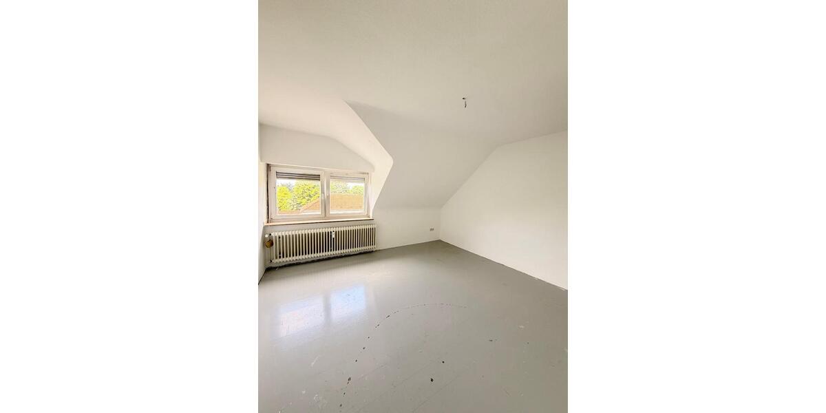Dachgeschoßwohnung Mülheim an der Ruhr Rechtsruhr-Nord - 3 Zimmer, 72 m&sup2;, 612&euro; | Angebot:26246781
