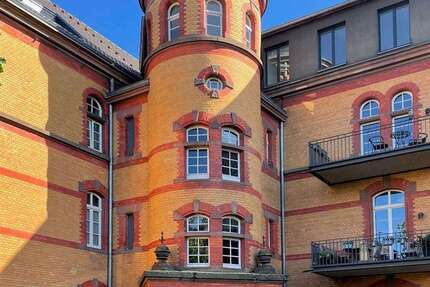 Wohnung zum Mieten in Düsseldorf 3.250 € 124.7 m² 4 zimmer