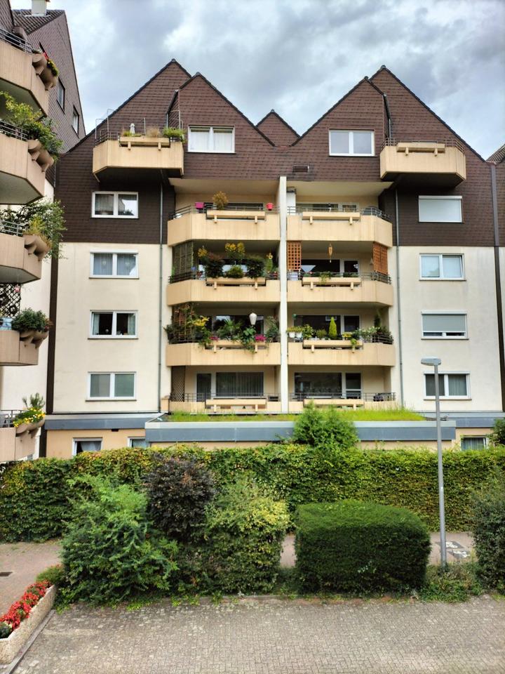 Kapitalanlage: Vermietete 2-Zimmer-Eigentumswohnung mit Balkon in