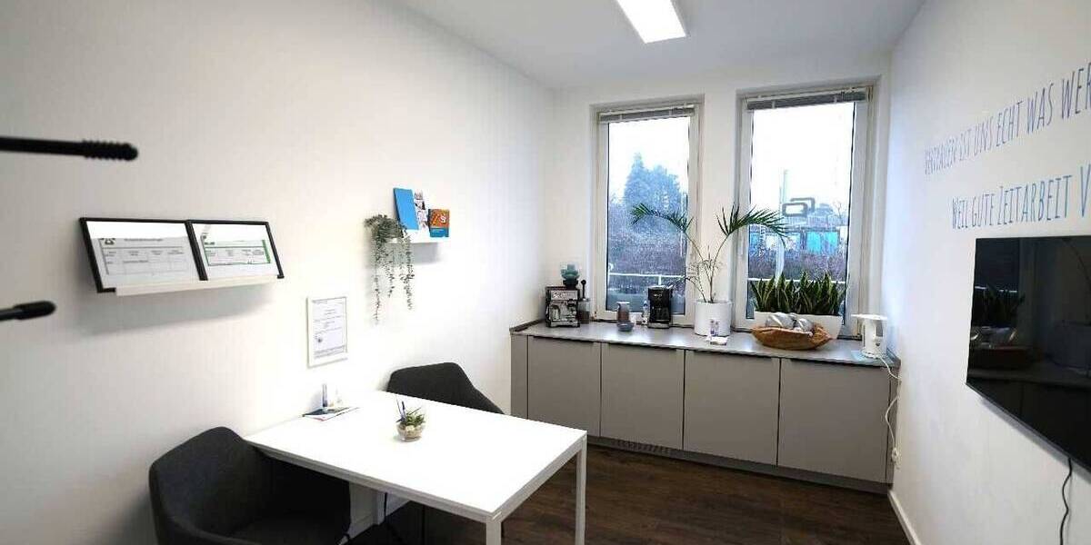 Provisionsfrei: Ebenerdiges Lager (ca. 190 m²) mit Büro (ca. 64 m²) in Rtg.-West zimmer