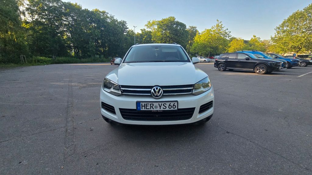 VW Touareg 239.000 km 9.999 &euro; Herne 44627