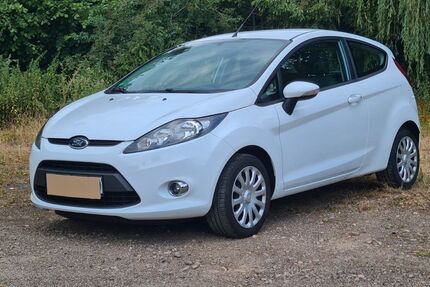 Ford Fiesta 103.500 km 4.900 &euro; Bochum 44789