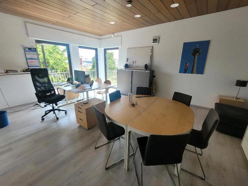 Arbeiten und Wohnen, großzügige Villa zur gewerblichen Nutzung