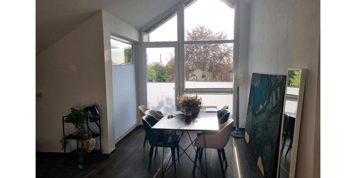 Dachgeschoßwohnung Wesel - 3.5 Zimmer, 96 m&sup2;, 960&euro; | Angebot:26123571
