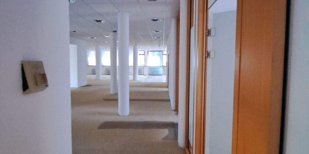 Gewerbeobjekt Duisburg Untermeiderich - 6 Zimmer, 380 m&sup2;, 3.200&euro; | Angebot:23953788