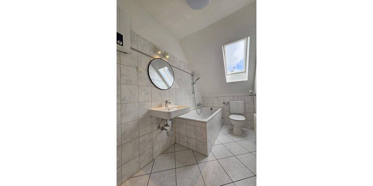 Etagenwohnung Essen Stoppenberg - 4 Zimmer, 75 m&sup2;, 850&euro; | Angebot:26877113