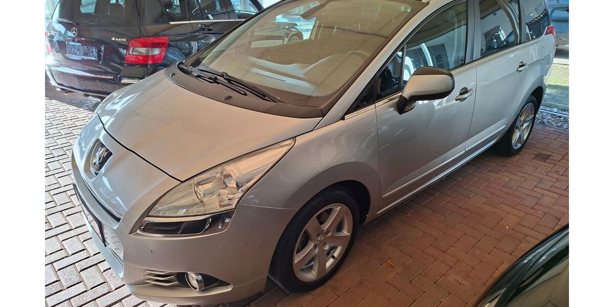 Peugeot 5008 152.800 km 4.350 &euro; Wülfrath 42489