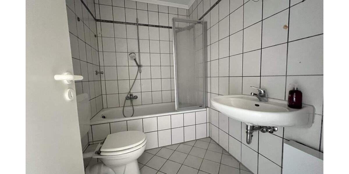 Etagenwohnung Duisburg Bergheim - 2 Zimmer, 55 m&sup2;, 450&euro; | Angebot:25280032