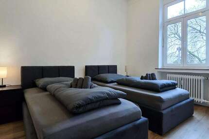 Zimmer Krefeld Stadtwald - 2 Zimmer, 1.600&euro; | Angebot:27152132