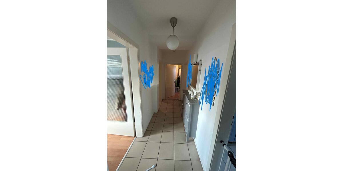 3 Zimmer DG-Wohnung mit Küche und Balkon in Fischeln 3 zimmer