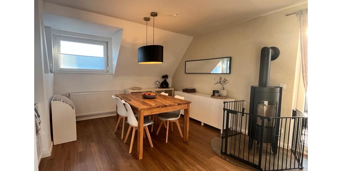Dachgeschoßwohnung Essen Stadtbezirk IV - 4 Zimmer, 79 m&sup2;, 245.000&euro; | Angebot:25442261