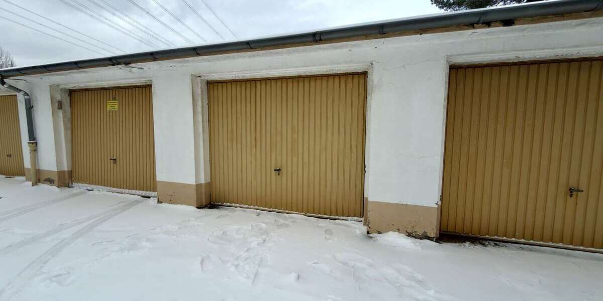 Attraktive 3,5-Zimmer-Wohnung im 2. Obergeschoss mit optionaler Garage - Etagenwohnung Essen Stadtbezirk III | Angebot:25537279