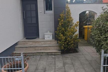 Haus Meerbusch Kierst - 5.5 Zimmer, 110 m&sup2;, 660.000&euro; | Angebot:24770605