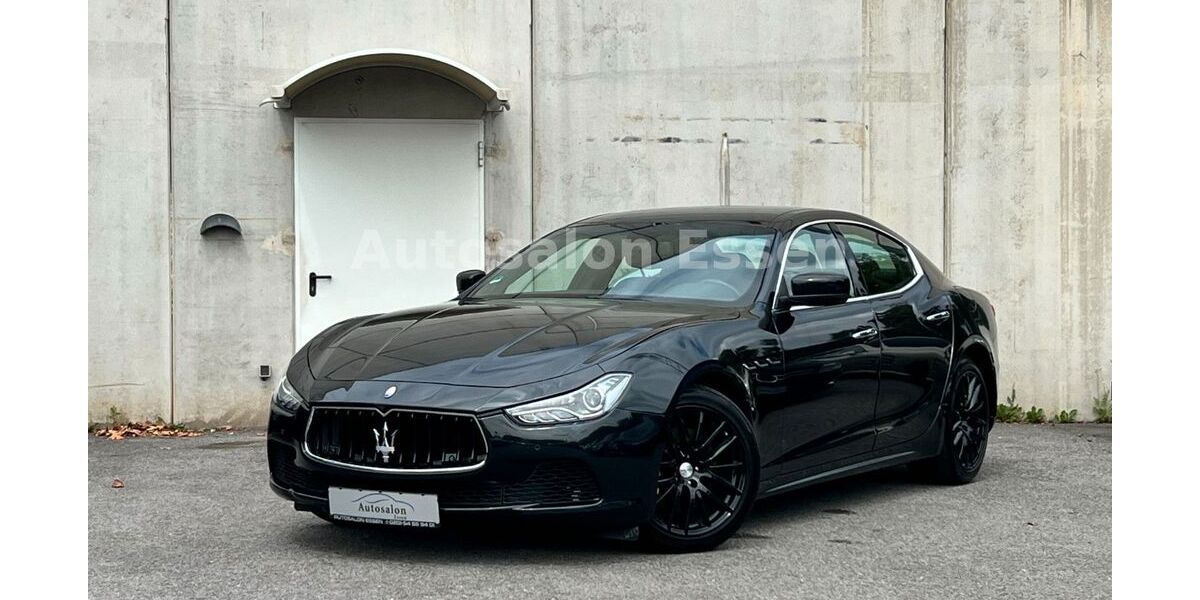 Maserati Ghibli 66.987 km 30.890 € Essen 45141