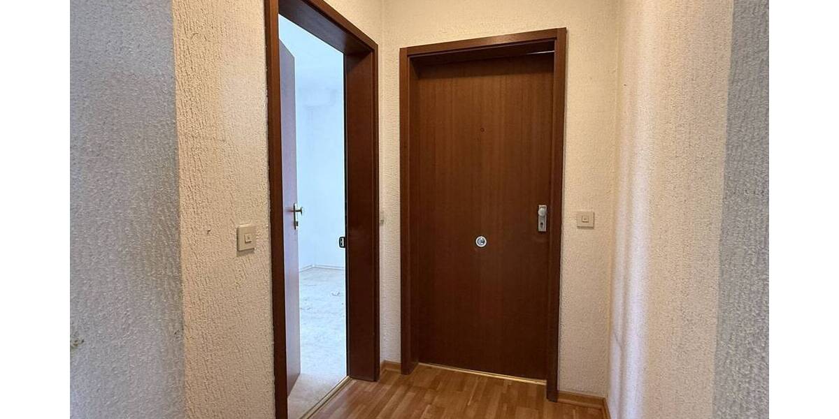 Etagenwohnung Krefeld Cracau - 4 Zimmer, 138 m&sup2;, 203.000&euro; | Angebot:26902305