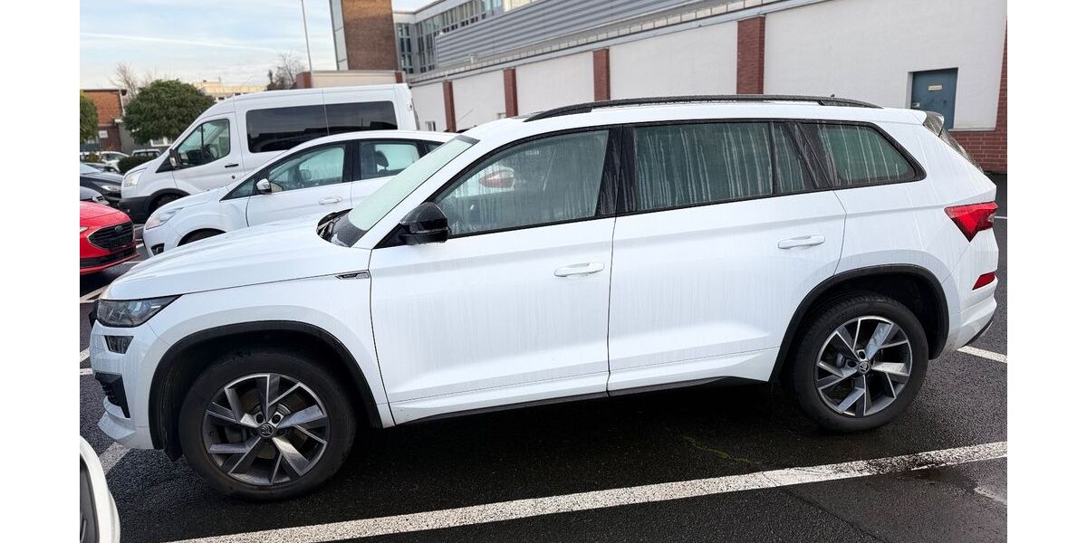 Skoda Kodiaq 213.600 km 26.880 &euro; Düsseldorf 40549
