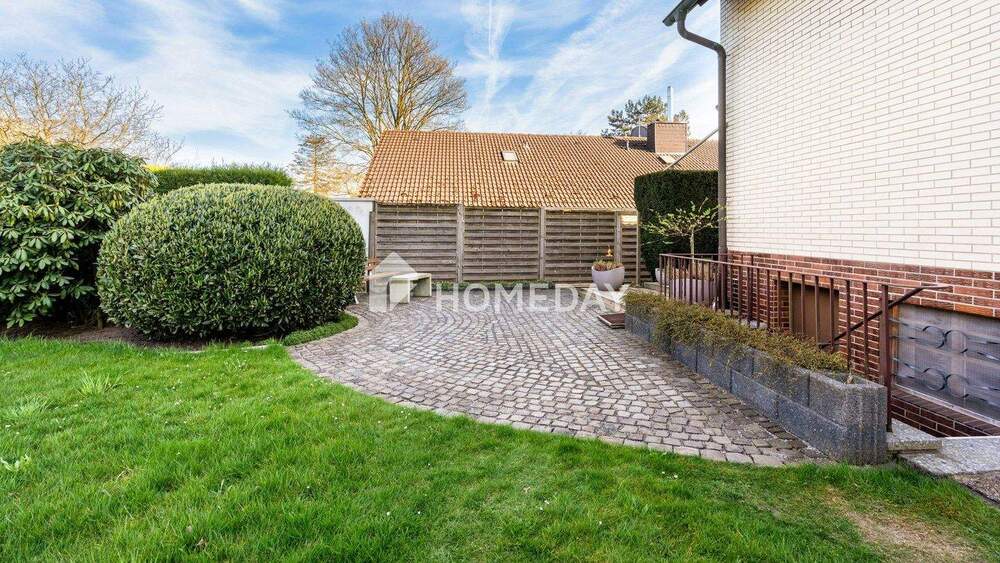 Großzügiges EFH mit Einliegerwohnung, traumhaftem Grundstück & vielseitigem Nutzungspotenzial 7 zimmer