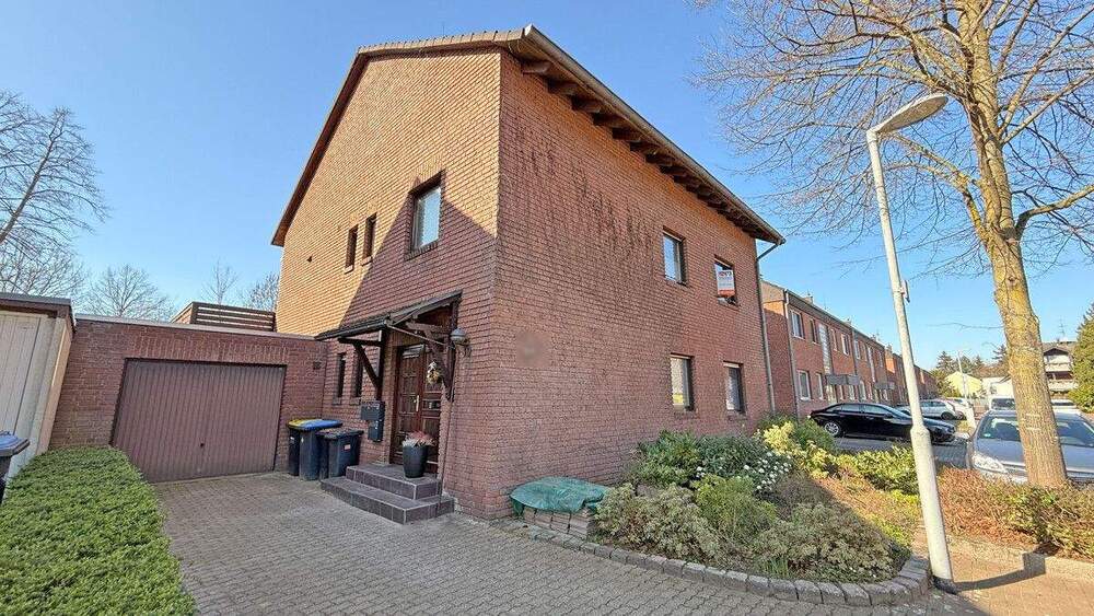 Etagenwohnung Dinslaken Bruch - 4 Zimmer, 115 m&sup2;, 229.000&euro; | Angebot:25684457