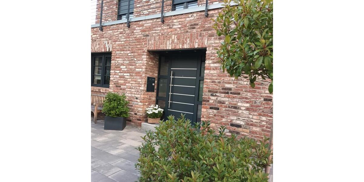 Bungalow Krefeld Benrad - 7 Zimmer, 260 m&sup2;, 1.390.000&euro; | Angebot:26589504