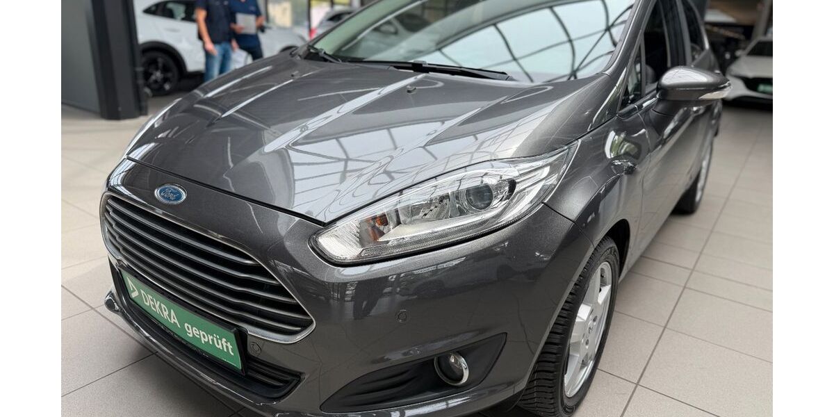 Ford Fiesta 88.000 km 8.890 &euro; Bottrop 46236