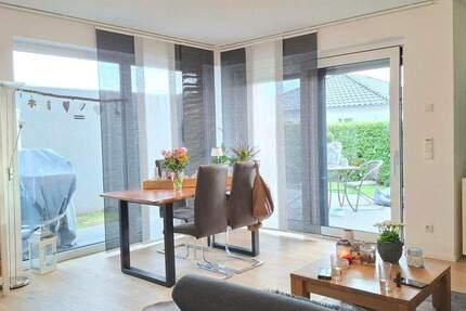 Modern und barrierefrei! Helle Wohnung mit eigenem Garten und Garage in ruhiger Spielstraße! 3 zimmer