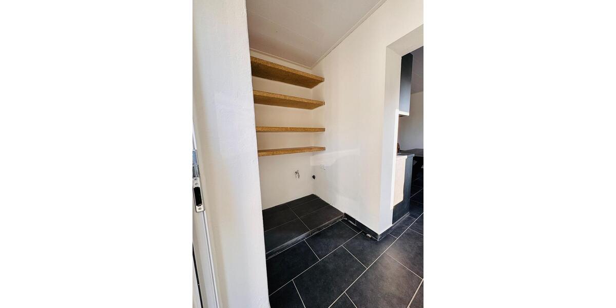 Wohnung mit Garten, Einbauküche und Kaminofen 3 zimmer