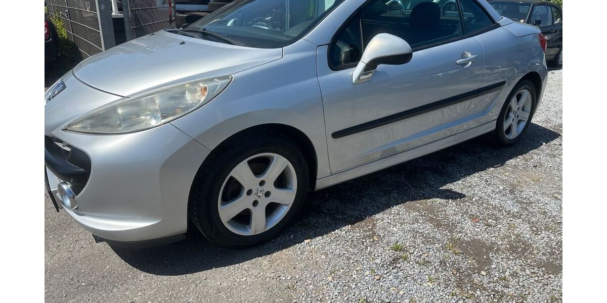 Peugeot 207 119.100 km 3.999 &euro; Düsseldorf 40231