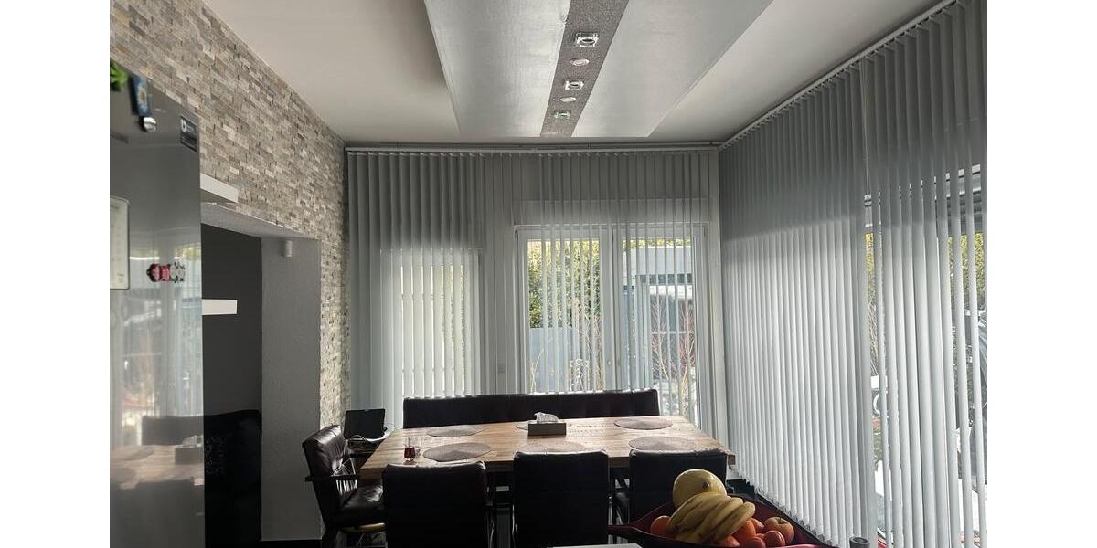 Freistehendes Einfamilienhaus Bungalow mit 10 kWp PV-Anlage 3 zimmer