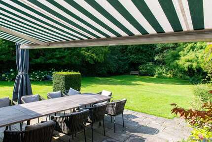 Haus zum Kaufen in Meerbusch 4.800.000 € 492 m² 14 zimmer