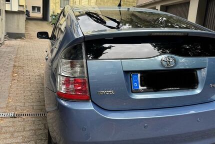 Toyota Prius 215.000 km 4.900 &euro; Bottrop 46238