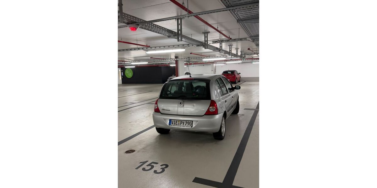 Renault Clio 126.000 km 2.299 &euro; Meerbusch 40667