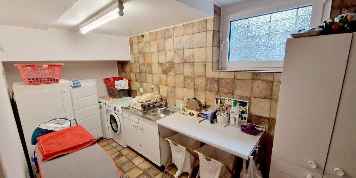Einfamilienhaus Mülheim Holthausen - 5 Zimmer, 216 m&sup2;, 599.000&euro; | Angebot:25339695