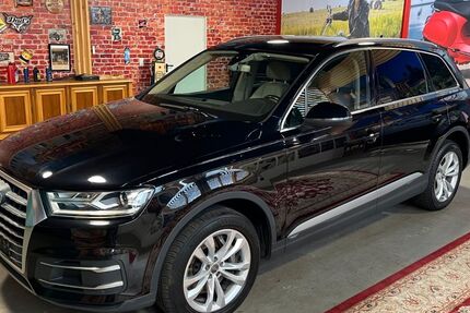 Audi Q7 278.282 km 18.950 € Oberhausen 46149