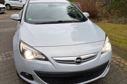 Opel Astra 77.320 km 8.990 &euro; Bochum 44894