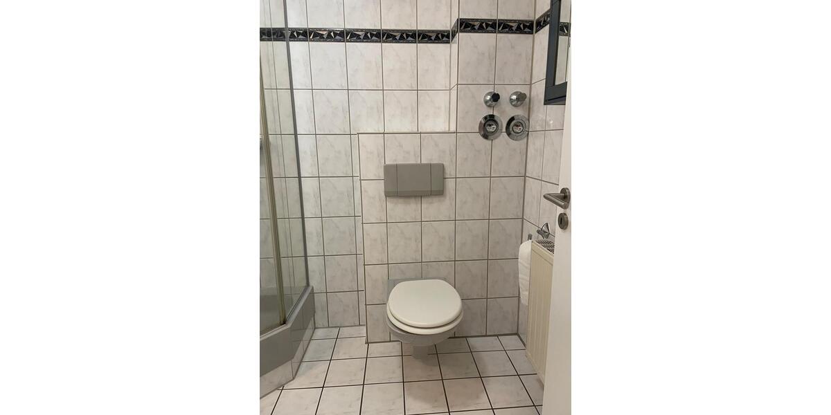 1-Zimmer-Wohnung mit Balkon & EBK in Velbert-Neviges – von privat 1 zimmer