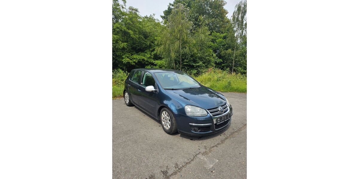 VW Golf 195.432 km 2.550 &euro; Moers 47445