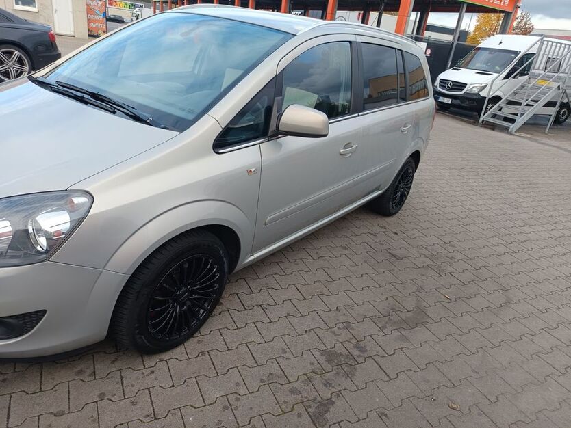 Opel Zafira 287.466 km 1.600 € Duisburg 47228