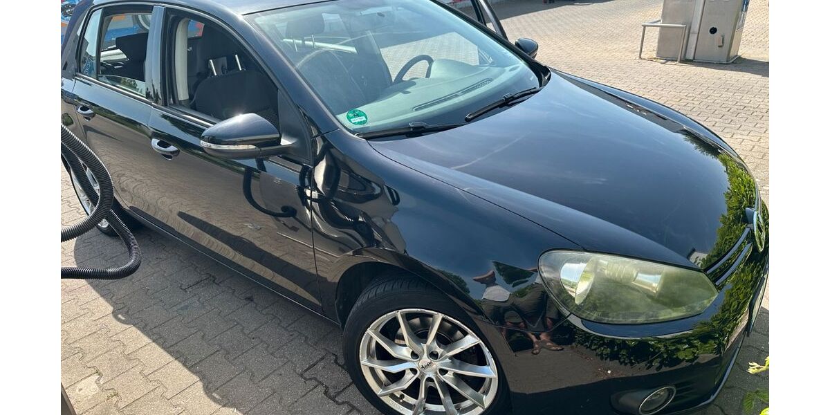 VW Golf 106.000 km 5.990 &euro; Meerbusch 40670