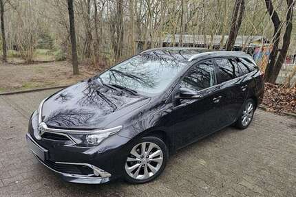 Toyota Auris 165.000 km 8.500 &euro; Essen 45279