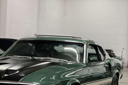 Ford Mustang 168.000 km 109.900 &euro; Krefeld 47805