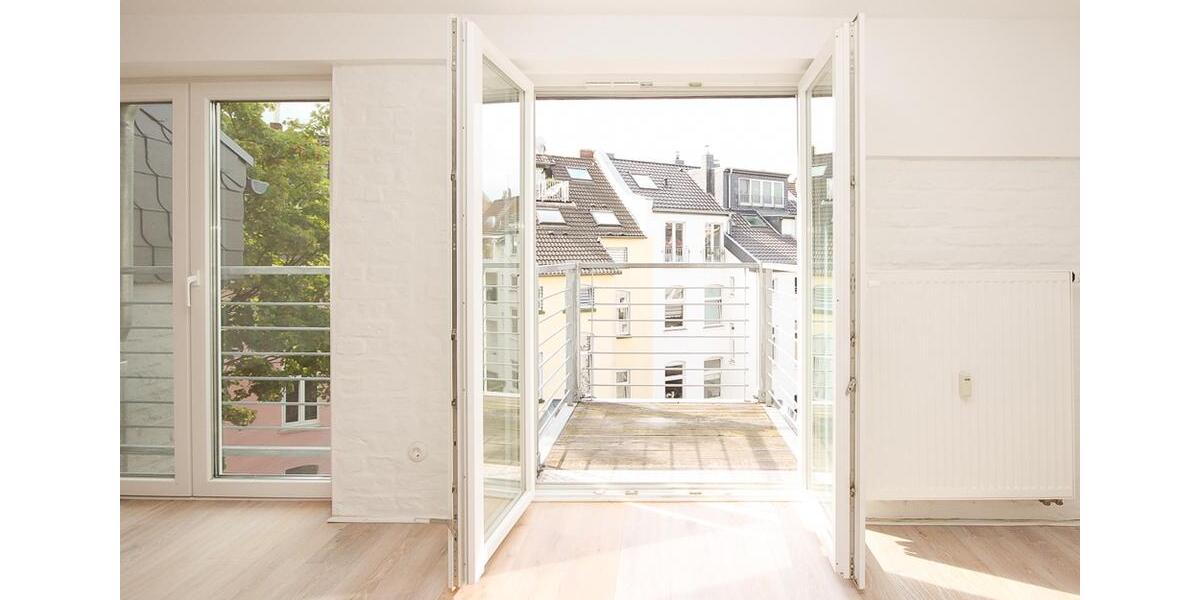 Dachgeschoßwohnung Düsseldorf Stadtbezirk 2 - 2 Zimmer, 89 m&sup2;, 1.600&euro; | Angebot:24889835