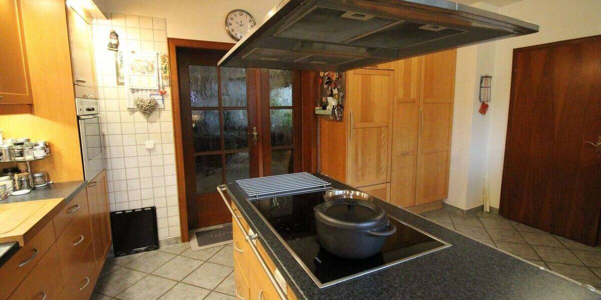 Einfamilienhaus Meerbusch Osterath - 4 Zimmer, 167 m&sup2;, 850.000&euro; | Angebot:26344647