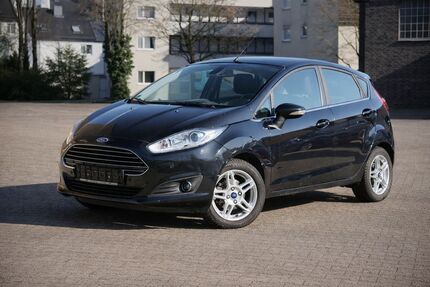Ford Fiesta 51.611 km 5.900 &euro; Düsseldorf 40597
