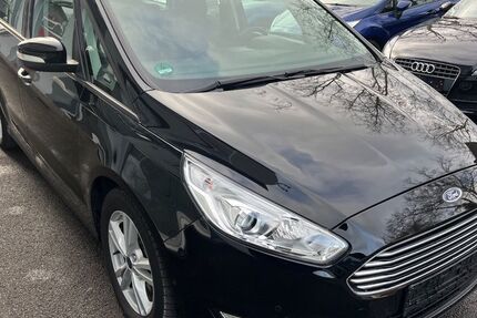 Ford Galaxy 169.000 km 11.499 &euro; Recklinghausen 45663