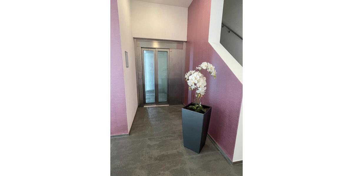 Moderne Büro- Atelierfläche in zentraler Lage zimmer