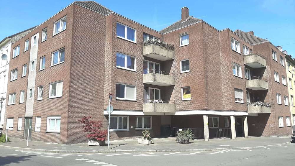 Haus zum Kaufen in Krefeld 1.950.000 € 1150 m² 32 zimmer