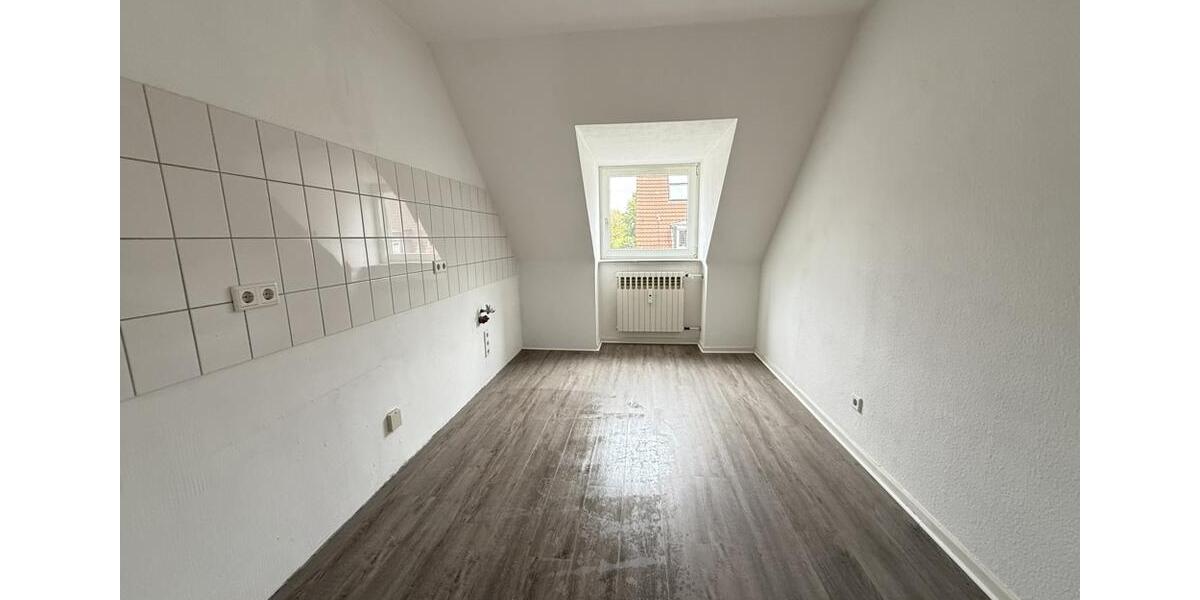 Frisch renovierte 3-Zimmer-Dachgeschosswohnung in ruhiger Lage von Gelsenkirchen-Erle | ca. 67 m² 3 zimmer