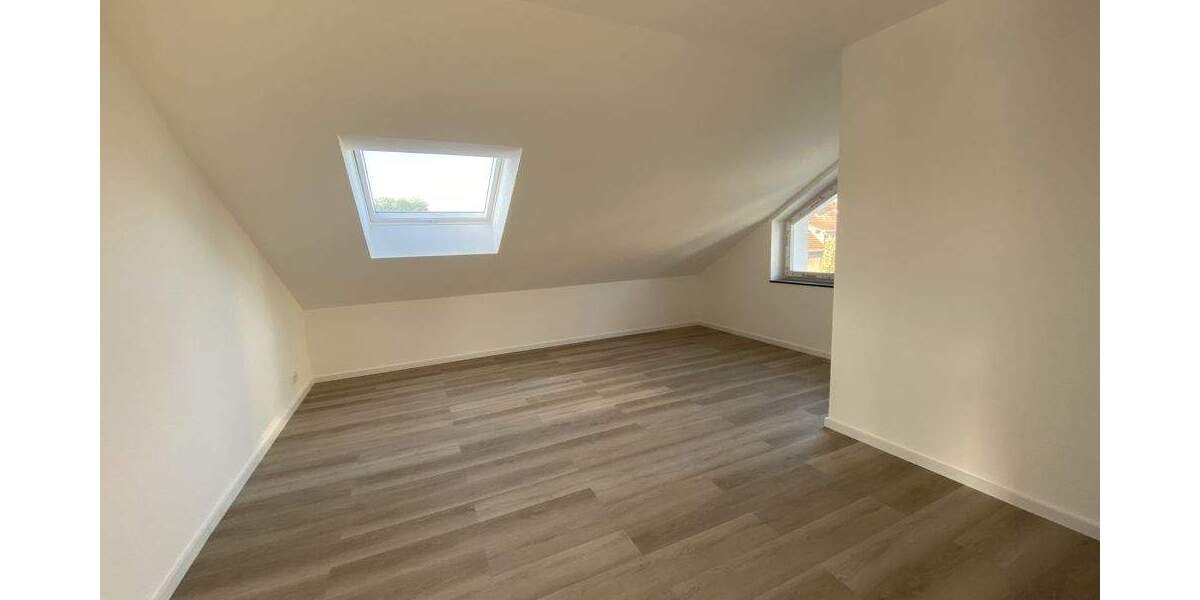 Etagenwohnung Herten / Westerholt Westerholt - 3 Zimmer, 135 m&sup2;, 1.450&euro; | Angebot:23301839
